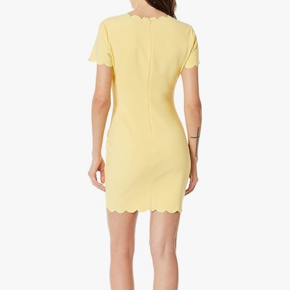 Likely Scallop Manhattan Bodycon Mini Dress Green NEW - Picture 12 of 14